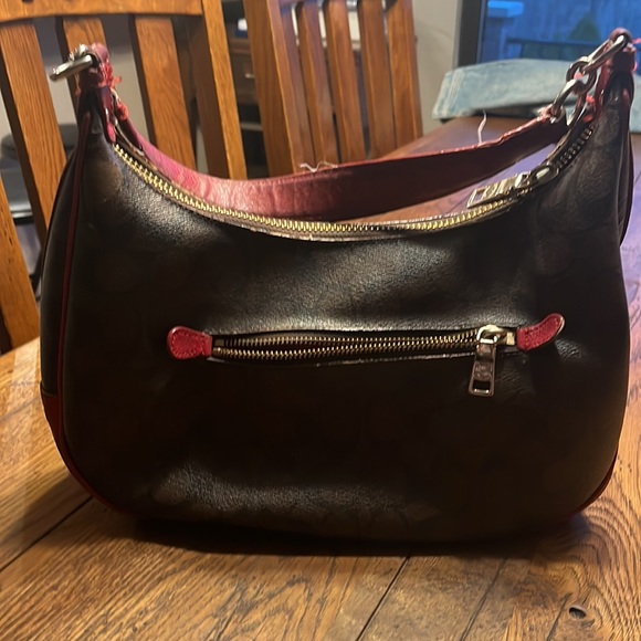 Coach purse - Picture 2 of 5